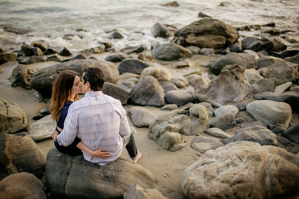 Beach-Engagement-Session-034