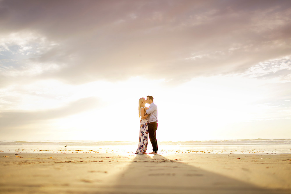 Cute-Beach-Engagement-Session-022