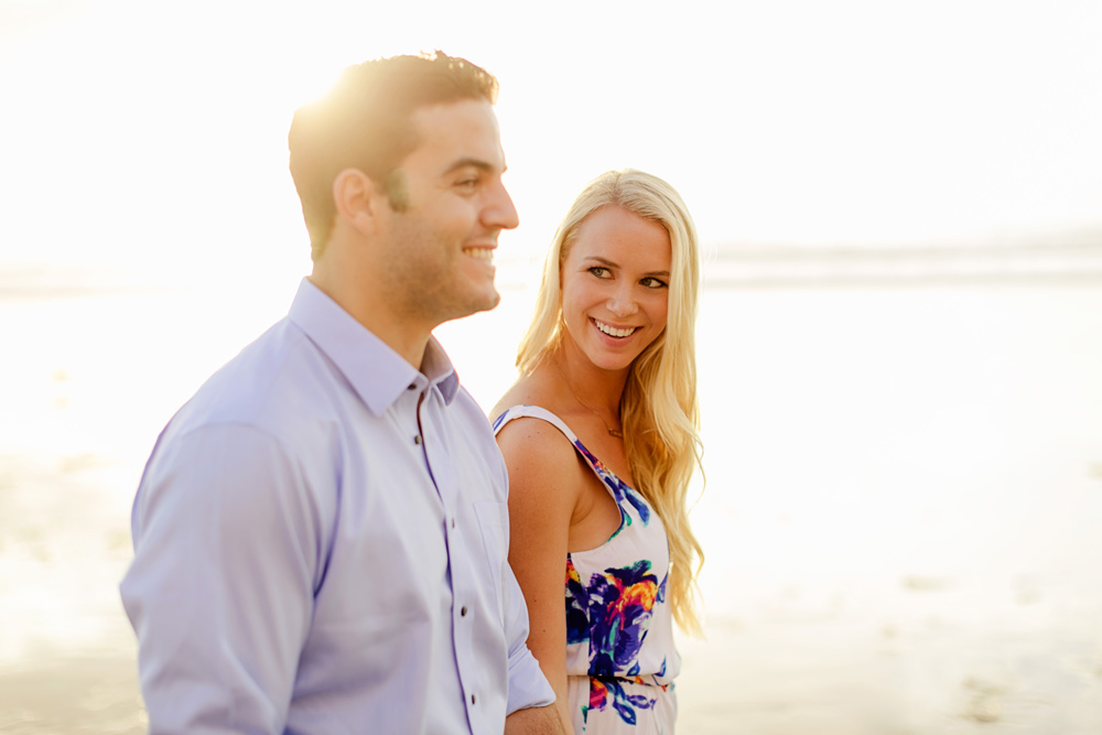 Cute-Beach-Engagement-Session-024