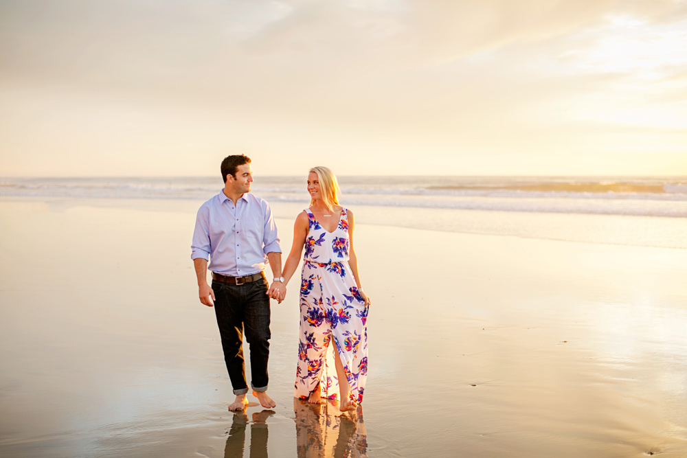 Cute-Beach-Engagement-Session-035
