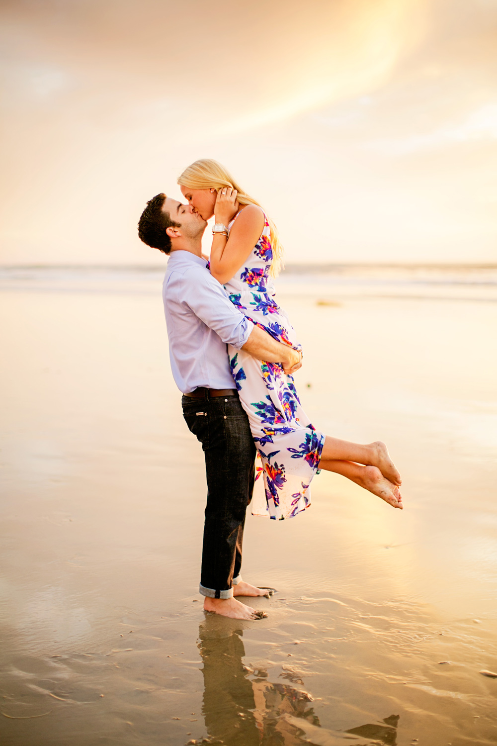 Cute-Beach-Engagement-Session-039