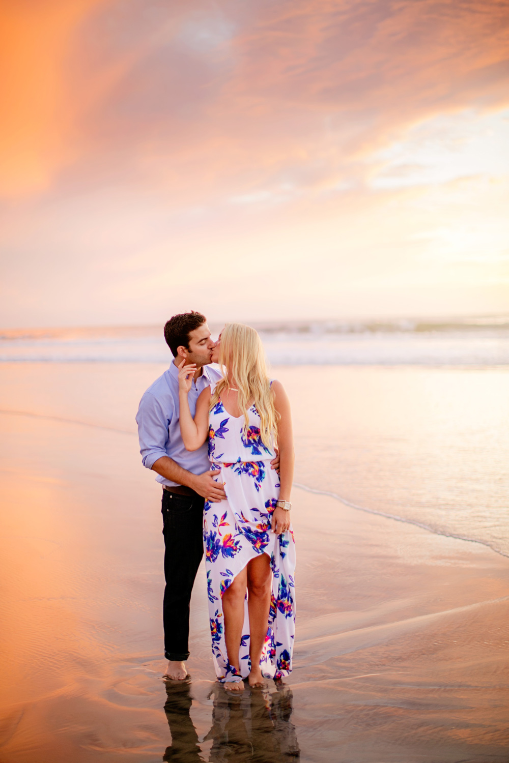 Cute-Beach-Engagement-Session-042