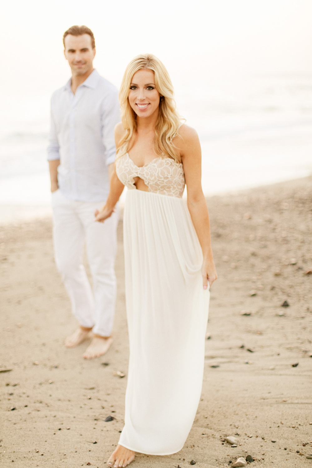 beach-engagement-session_012