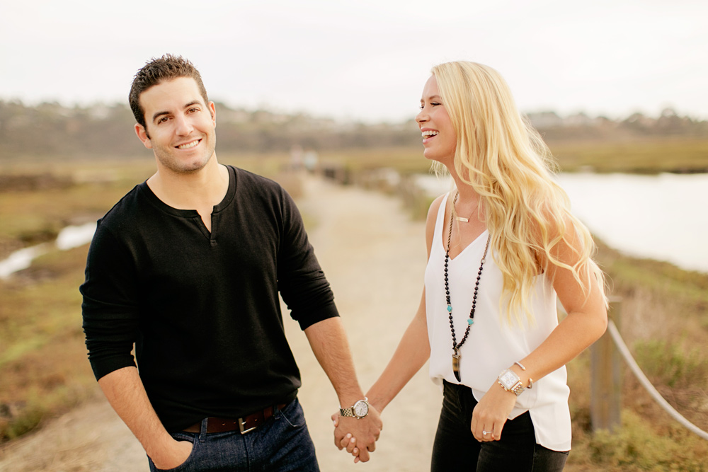 Cute-Beach-Engagement-Session-001